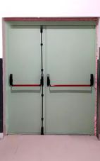 Фото готовых дверей с системой «антипаника»-8