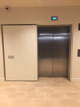 Двери в лифтовую шахту