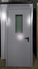 Фото однопольных дверей со стеклопакетом-6